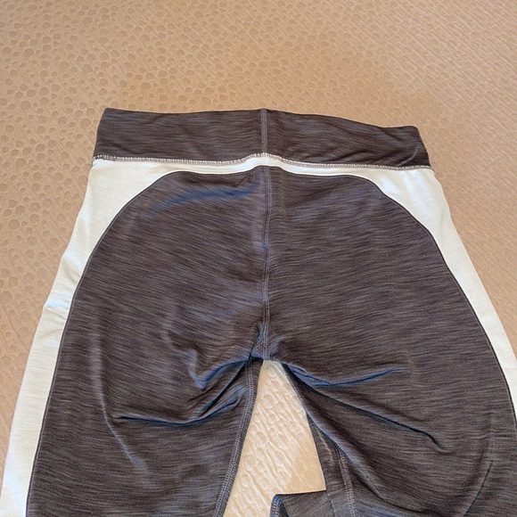 Under Armour leggings - Picture 3 of 7